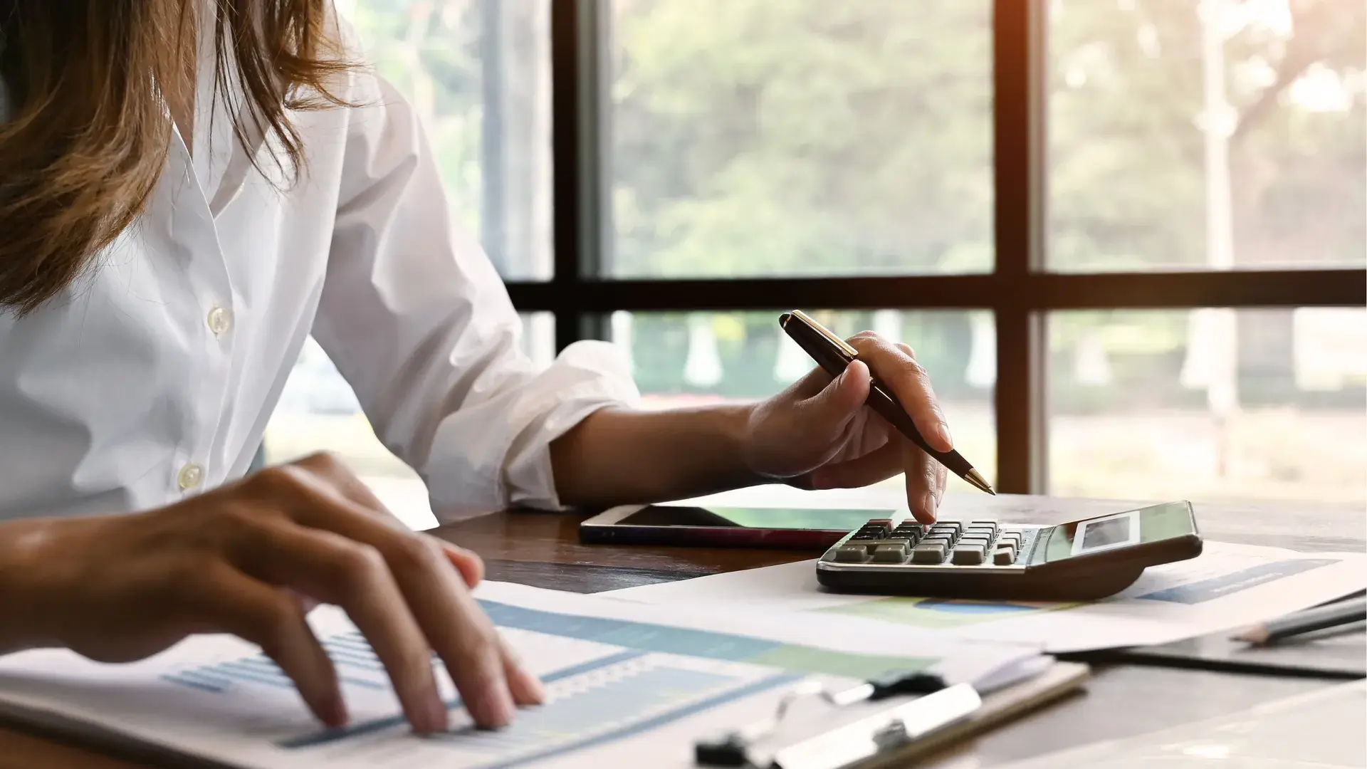 Signat l’acord per apujar el sou dels treballadors públics més d’un 11% en el període 2025-2028